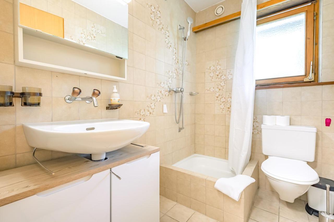 Lauberhorn Apartment - Aare Jungfrau Ag Гриндельвальд Экстерьер фото