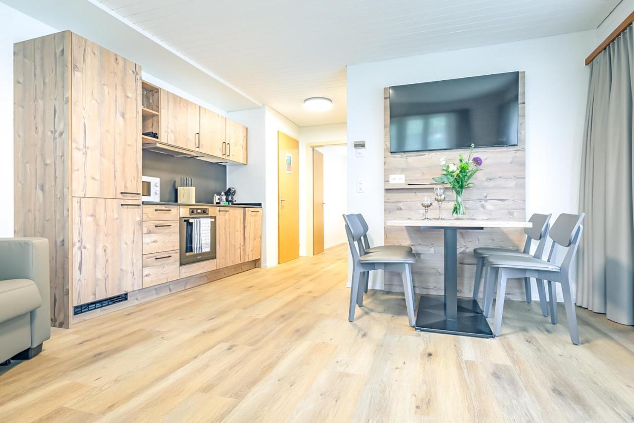 Lauberhorn Apartment - Aare Jungfrau Ag Гриндельвальд Экстерьер фото