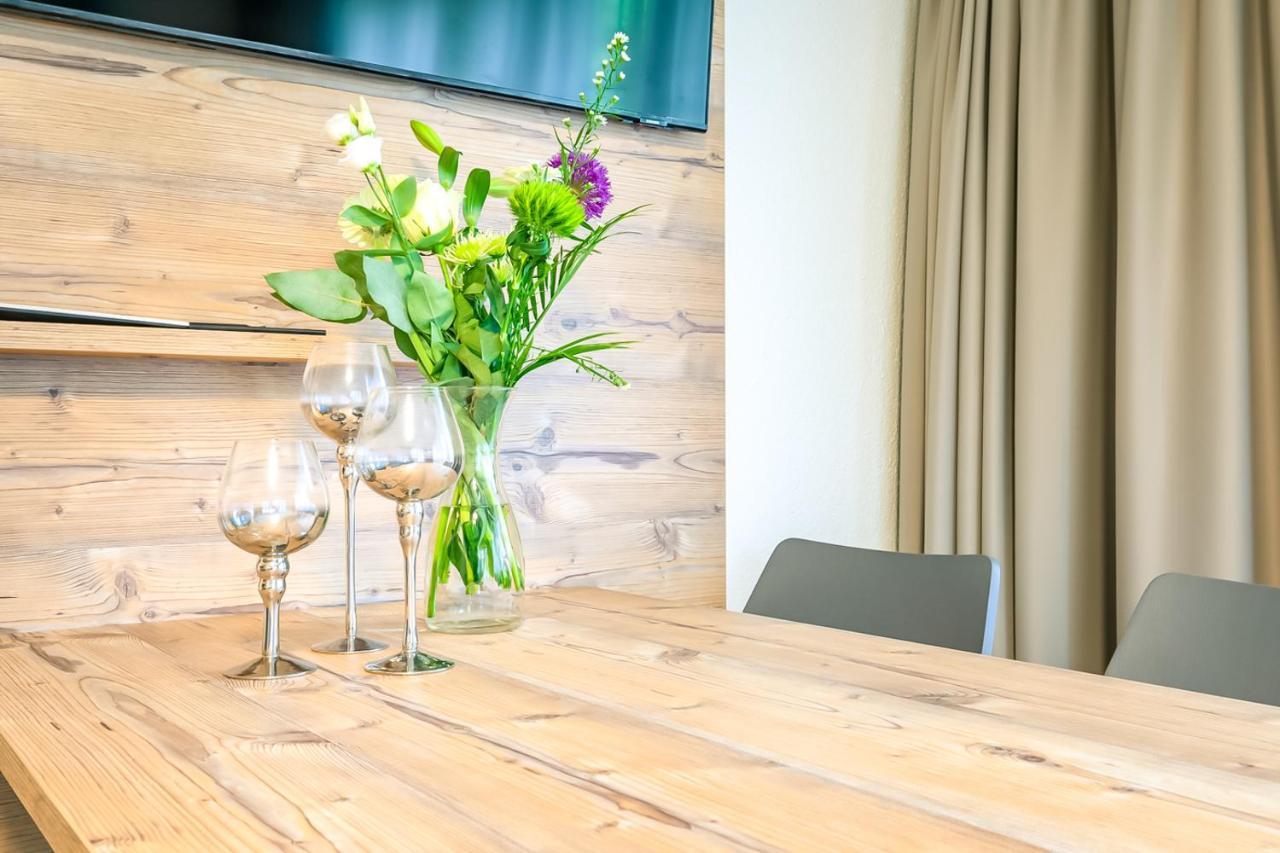 Lauberhorn Apartment - Aare Jungfrau Ag Гриндельвальд Экстерьер фото