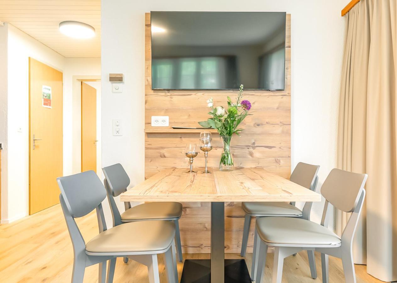 Lauberhorn Apartment - Aare Jungfrau Ag Гриндельвальд Экстерьер фото